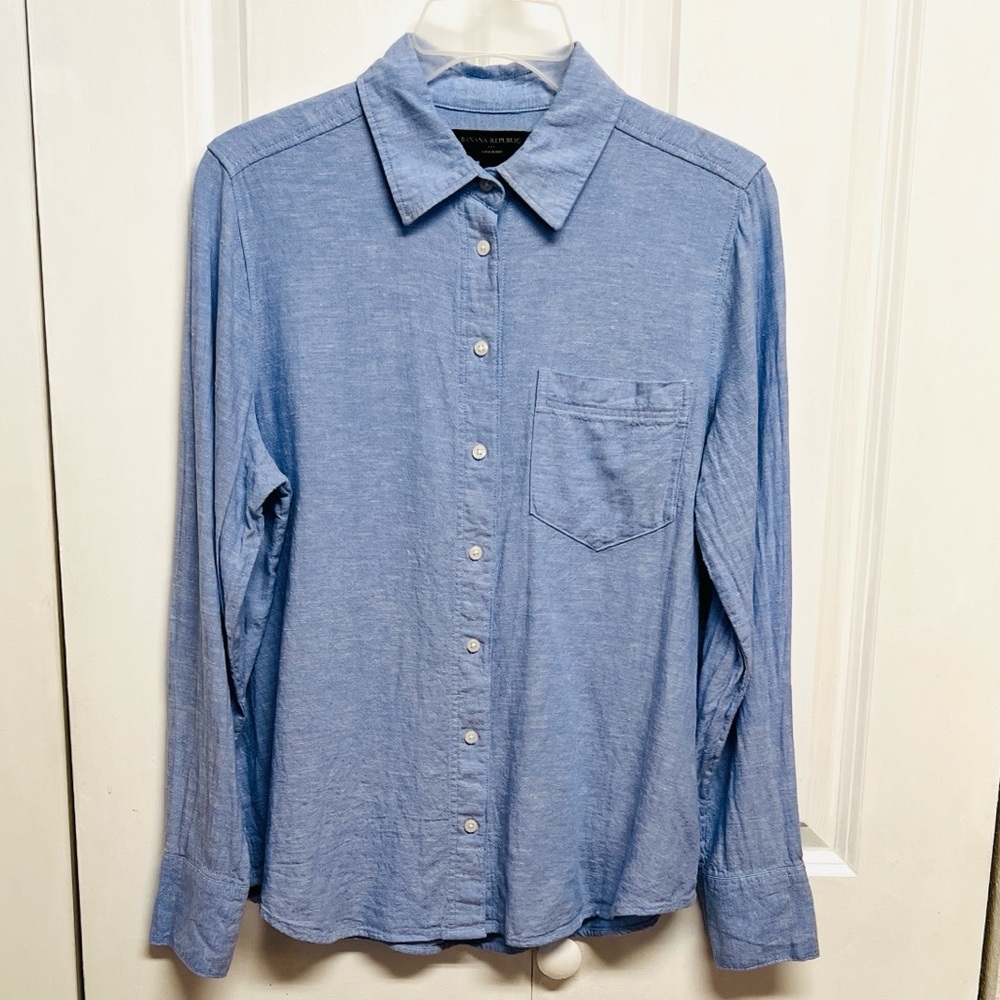 Banana Republic Light Blue Casual Button-Down Linen Blend Top Size S
